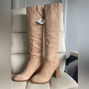 Altar’s State Saint knee high boots